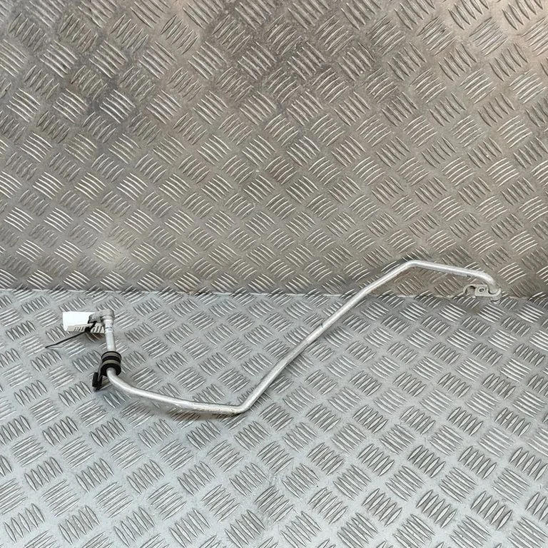 Air conditioning (A/C) pipe/hose – Nissan Leaf II (ZE1) (2017-2025)