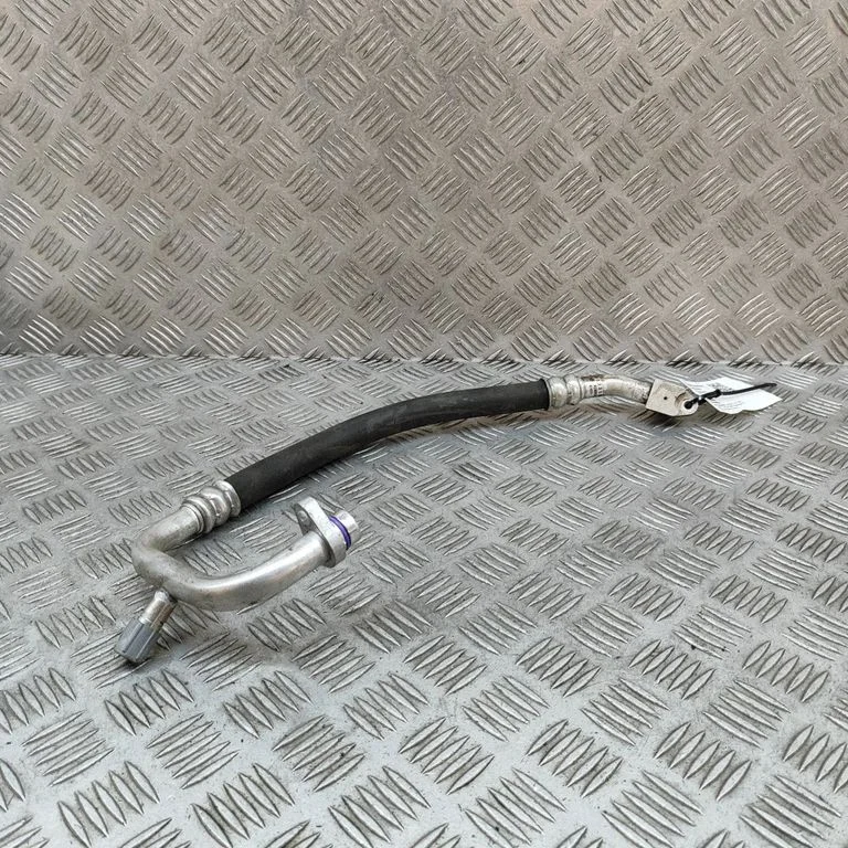 Air conditioning (A/C) pipe/hose 924805SH0B