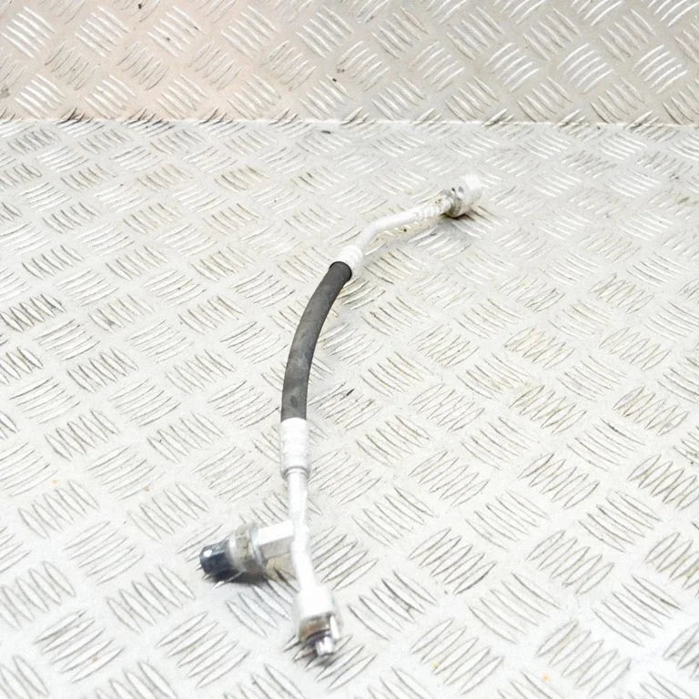 Air conditioning (A/C) pipe/hose – BMW i3 (2013-)