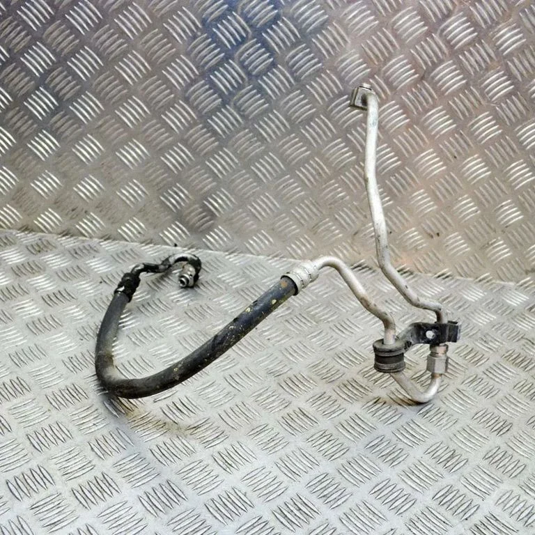 Air conditioning (A/C) pipe/hose