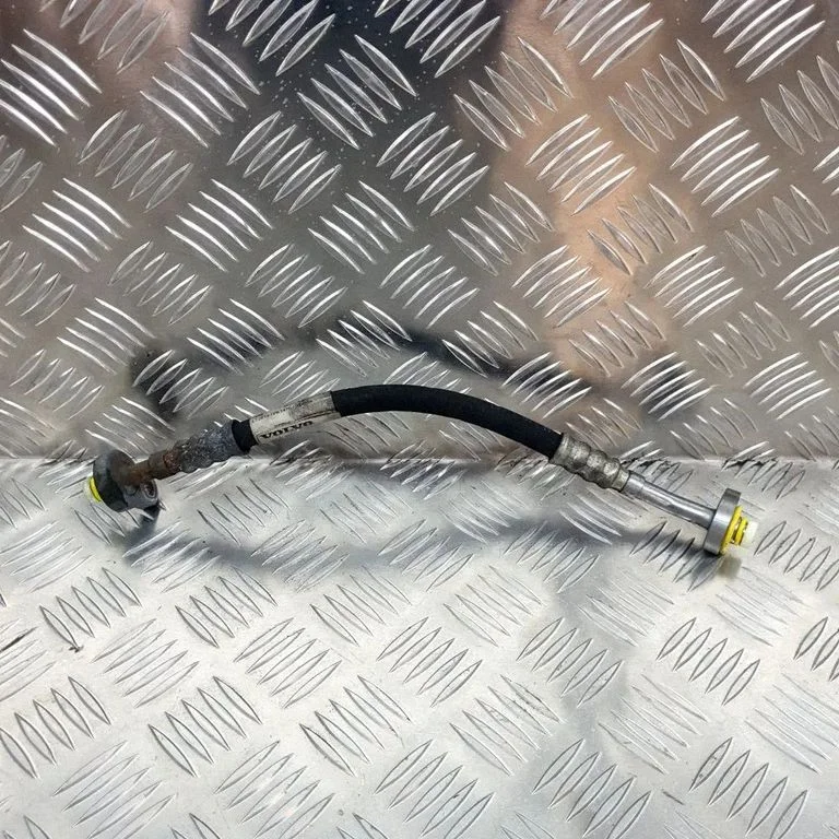 Air conditioning (A/C) pipe/hose – Volvo V60 (2011-2013)