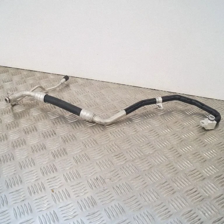 Air conditioning (A/C) pipe/hose 8W2820740D
