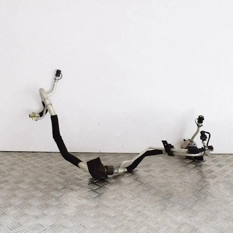 Air conditioning (A/C) pipe/hose