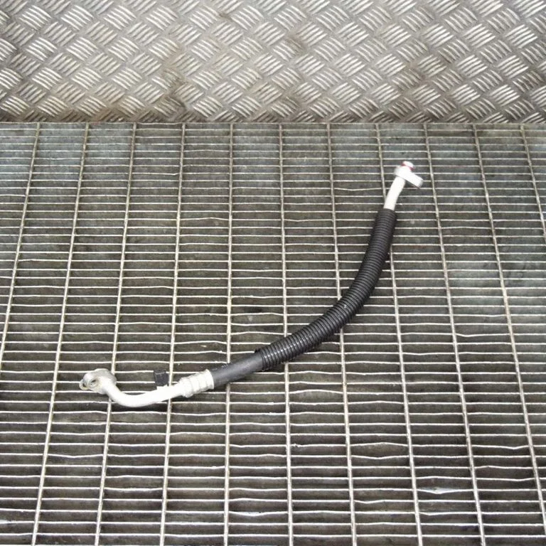 Kliimaseadme toru / voolik – Ford Mustang V (2005-2014)