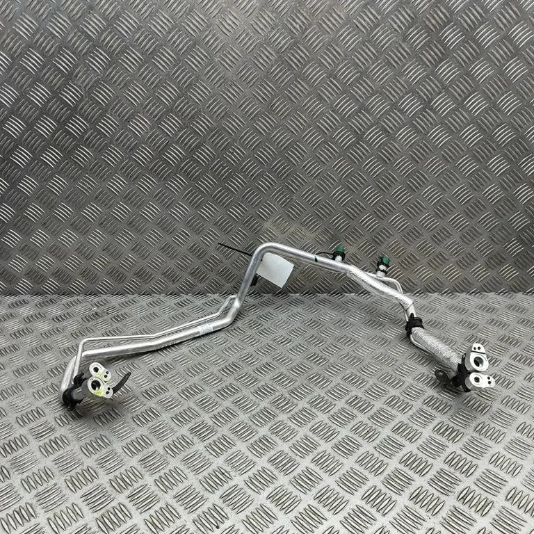 Air conditioning (A/C) pipe/hose N8E219A834CC