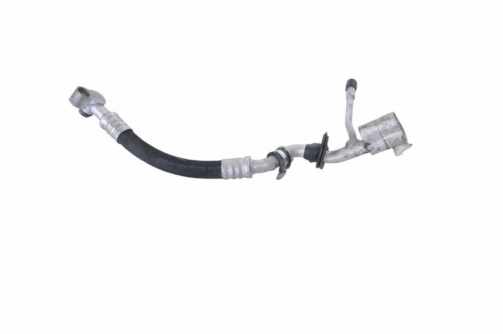Air conditioning (A/C) pipe/hose 7L6820743J