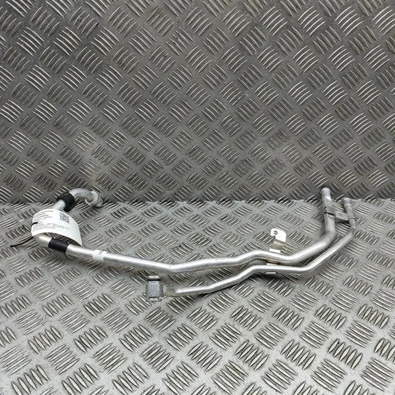 Air conditioning (A/C) pipe/hose M8E28B573AD