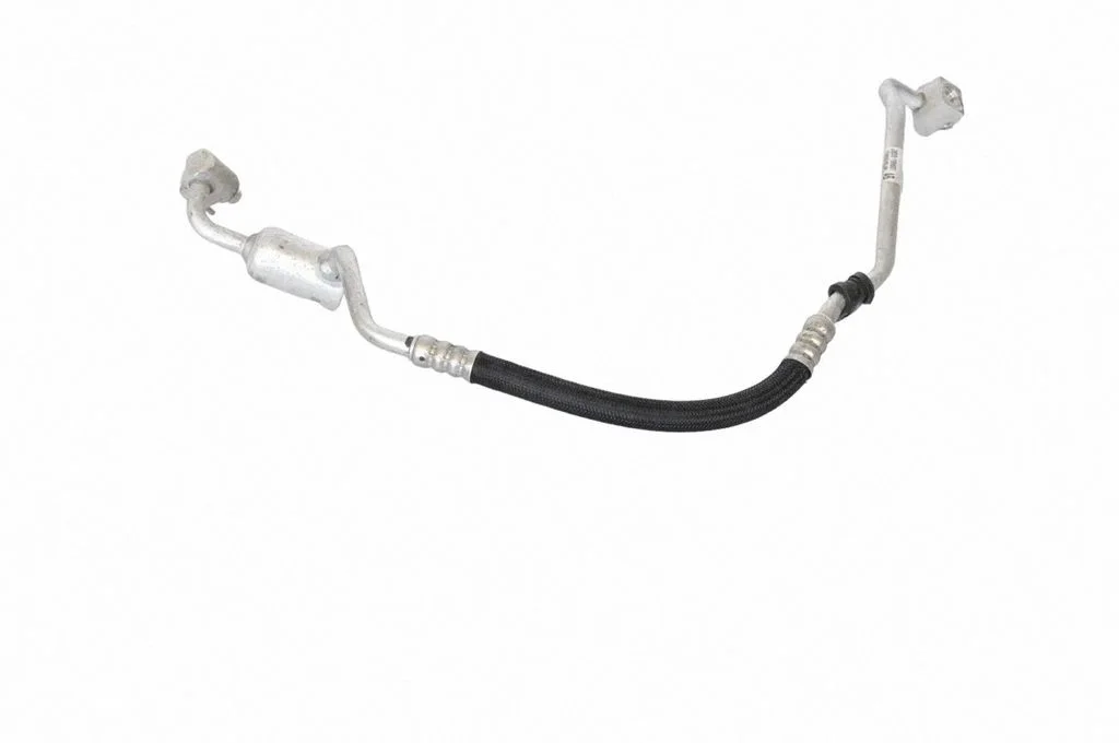 Air conditioning (A/C) pipe/hose J9D319N601AB