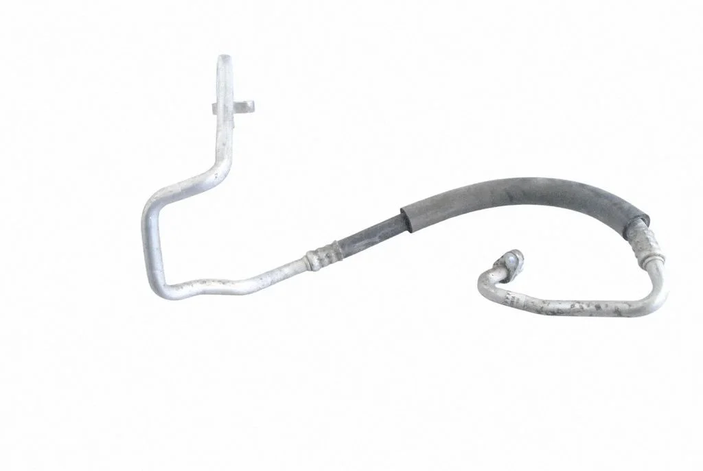 Air conditioning (A/C) pipe/hose 92490BV81A