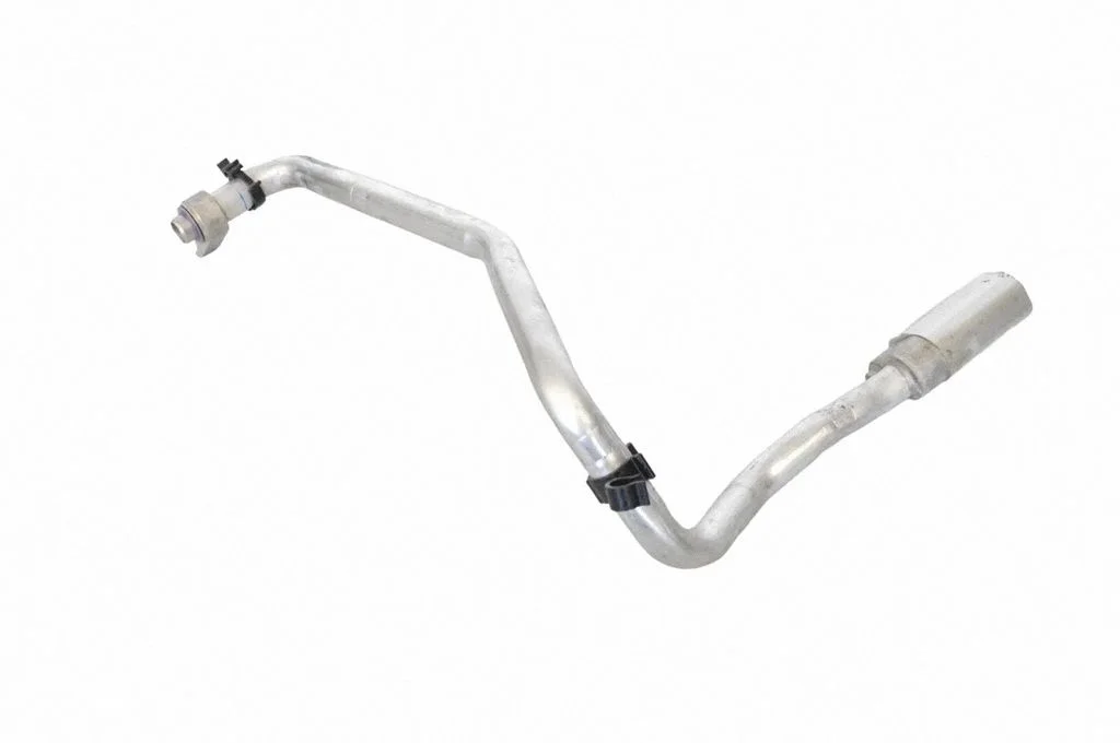 Air conditioning (A/C) pipe/hose J9D38D308AA