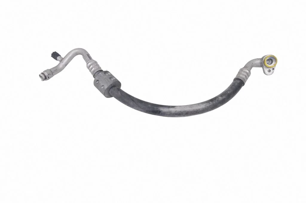 Air conditioning (A/C) pipe/hose 9217375