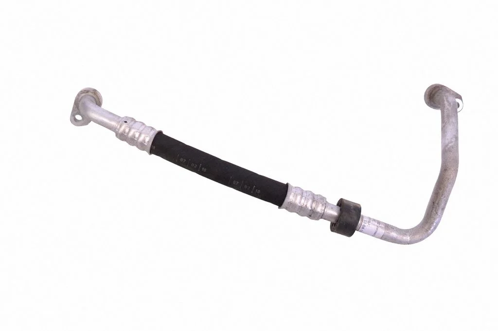 Air conditioning (A/C) pipe/hose – BMW i3 (2013-)