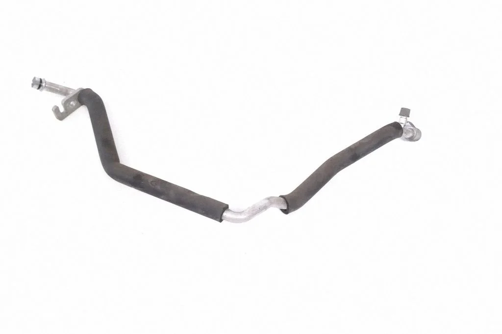 Air conditioning (A/C) pipe/hose