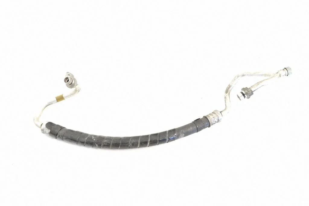 Air conditioning (A/C) pipe/hose