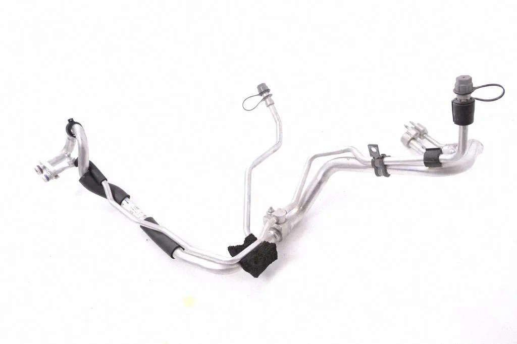 Air conditioning (A/C) pipe/hose – Land Rover Discovery Sport (2014-)