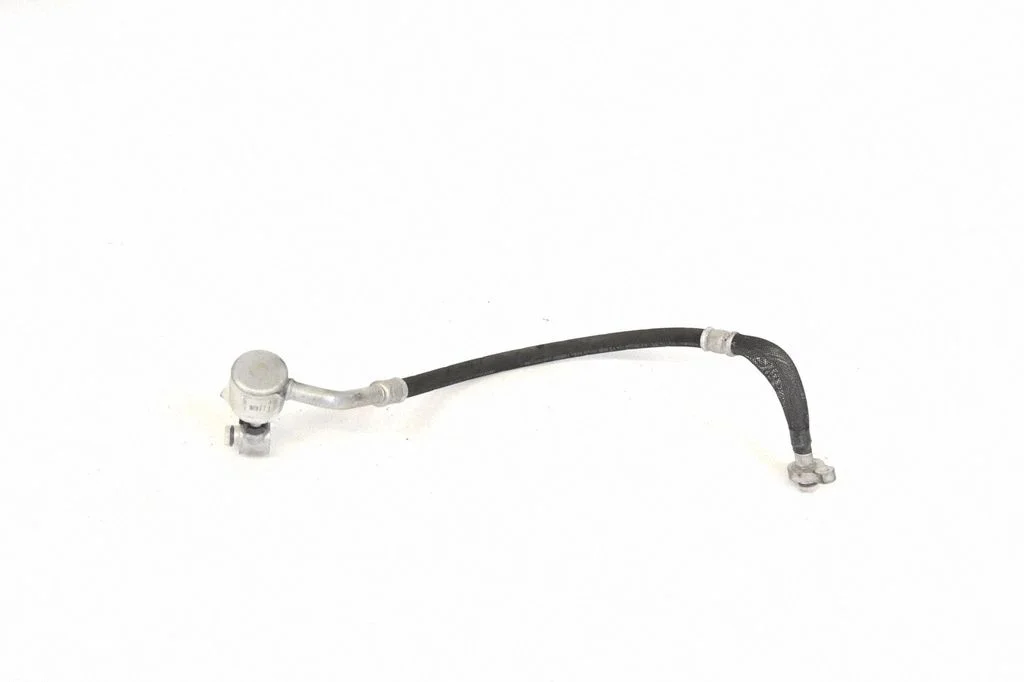 Air conditioning (A/C) pipe/hose – Land Rover Range Rover Evoque L538 (2011-2018)