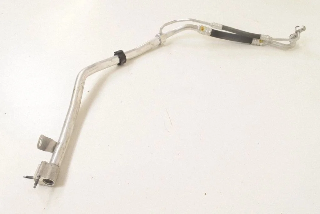 Air conditioning (A/C) pipe/hose A2318300715