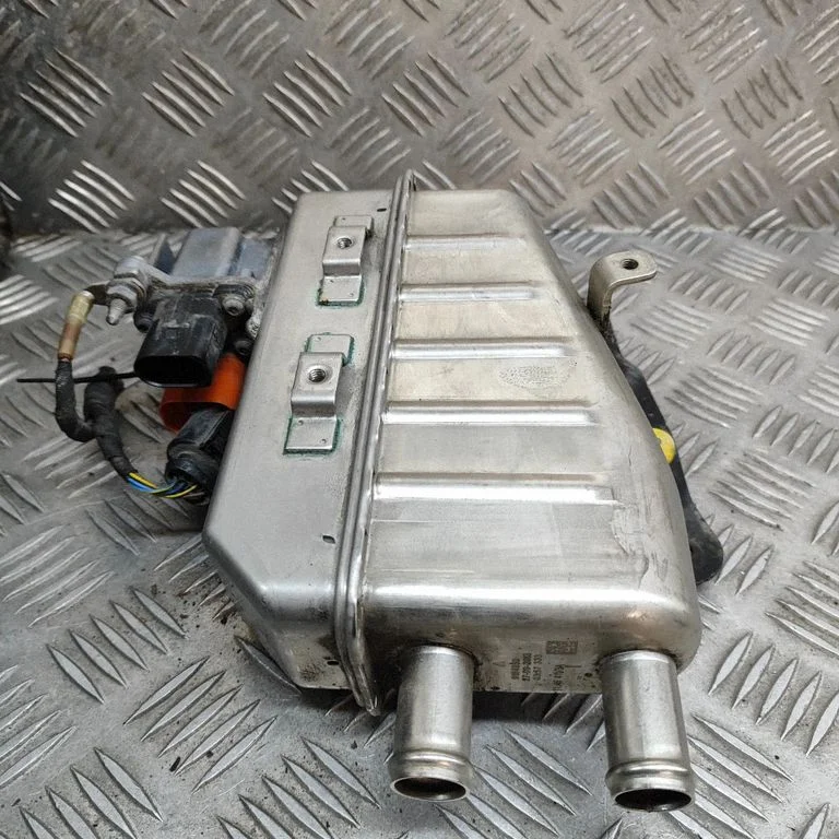 Auxiliary pre-heater (Webasto) 4KE819014K