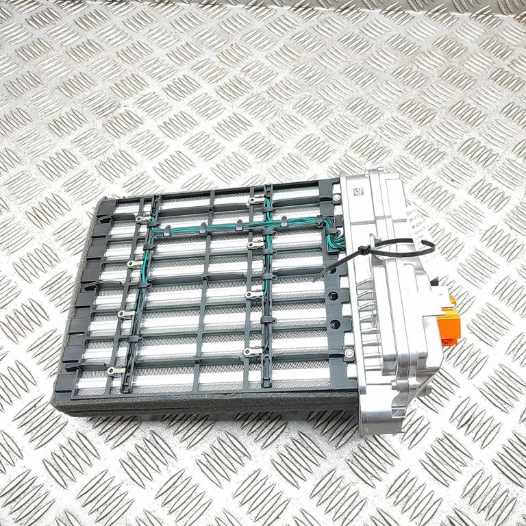 Elektriskais salona krāsniņas radiators 85E819011C