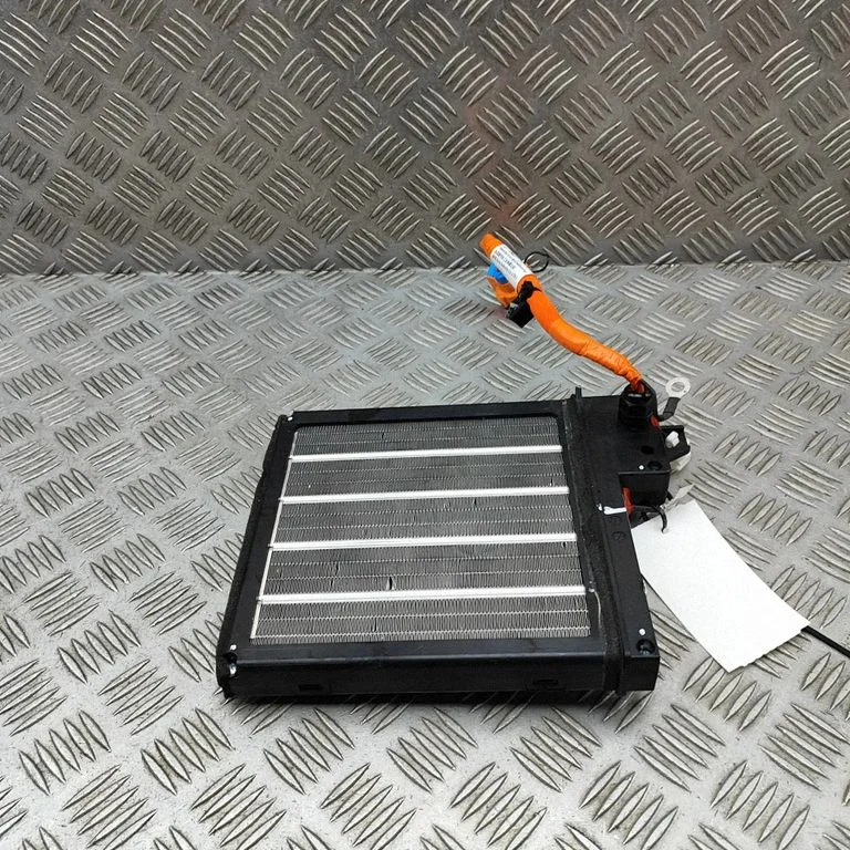 Elektriskais salona krāsniņas radiators SC2ER8107600