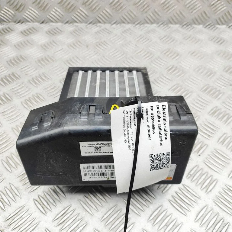 Elektriline salongi küttekeha radiaator – Tesla Model S (2012-)