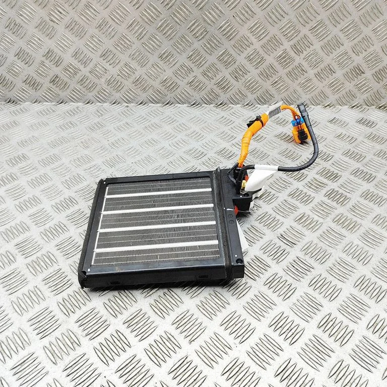 Elektriskais salona krāsniņas radiators SC2ER8107600