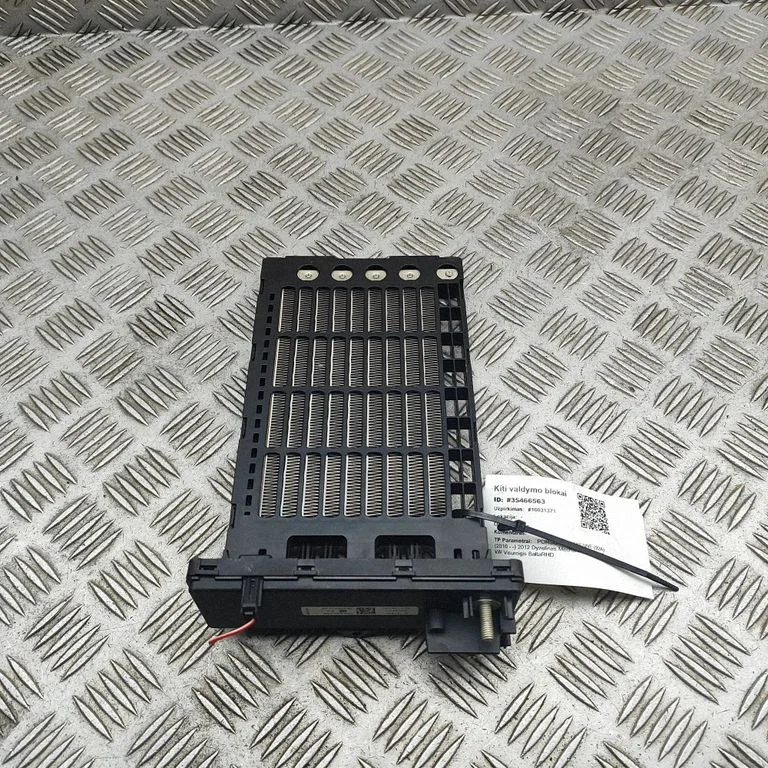 Elektryczna nagrzewnica kabiny 7P0963235