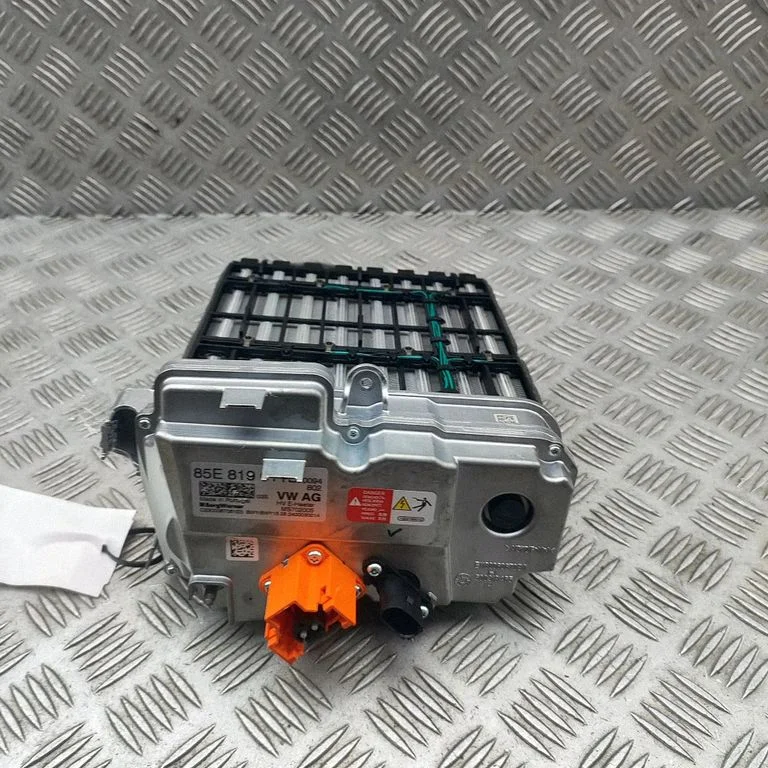 Elektriskais salona krāsniņas radiators 85E819011B