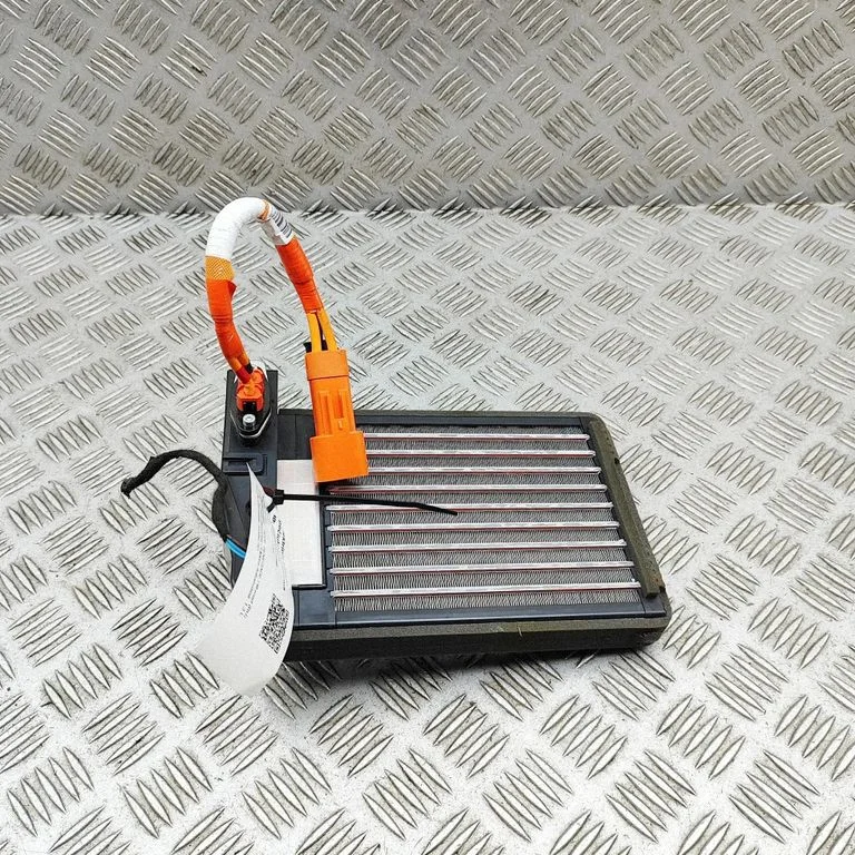 Elektriline salongi küttekeha radiaator MR013410