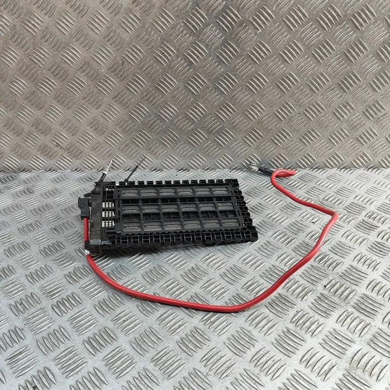 Elektriskais salona krāsniņas radiators A2058300305