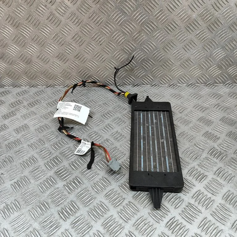 Elektriskais salona krāsniņas radiators P5340002