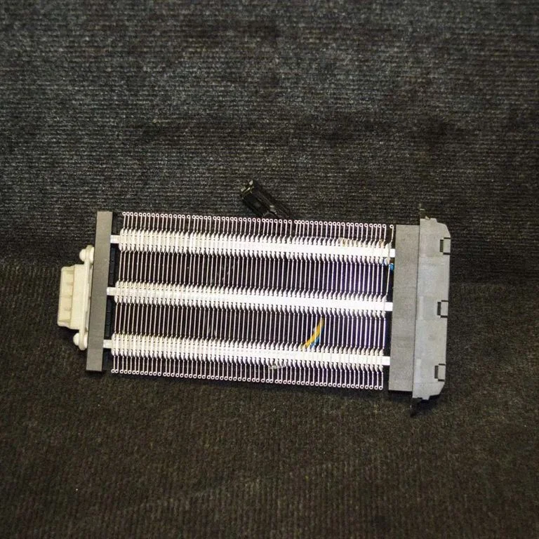 Elektriline salongi küttekeha radiaator – Mazda 6 (2008-2013)
