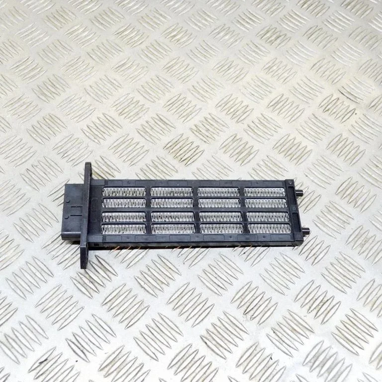 Elektriskais salona krāsniņas radiators 18D201138