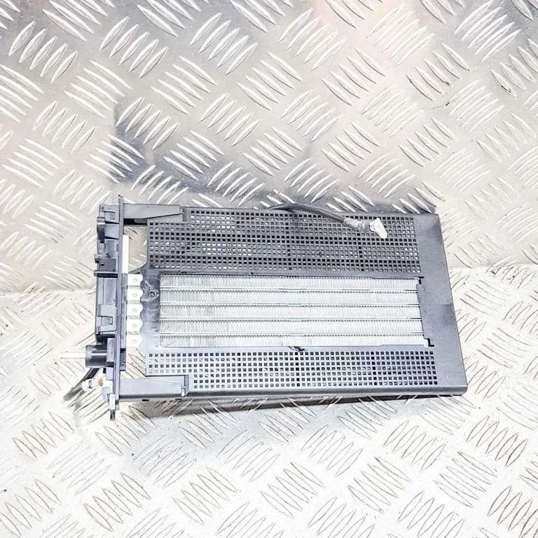 Elektriline salongi küttekeha radiaator DV754003