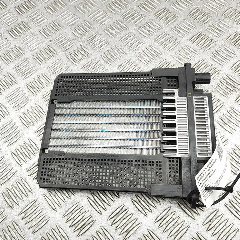 Elektryczna nagrzewnica kabiny HK635001