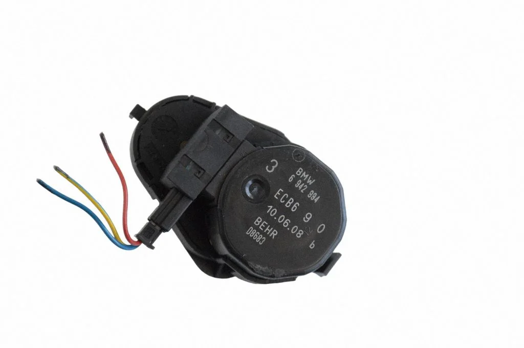 Õhuklapi mootor / ajam 6942994