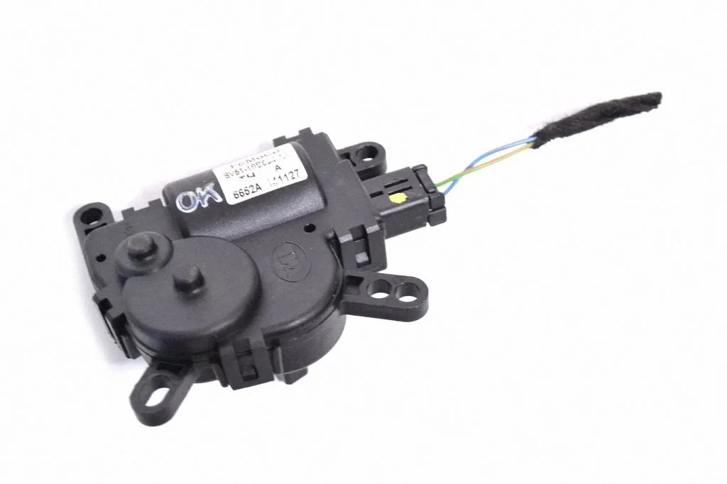 Gaisa aizvara motoriņš/aktuators 8V5119B604AA