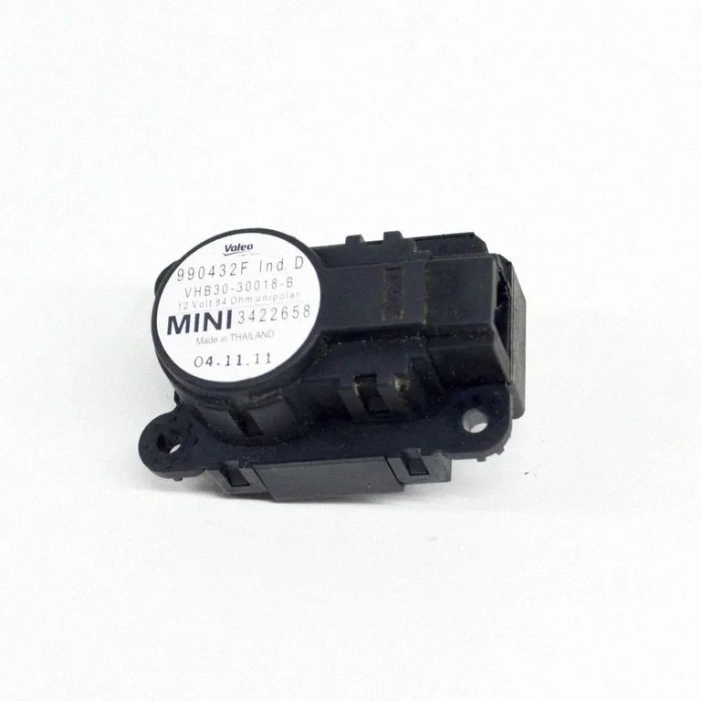 Gaisa aizvara motoriņš/aktuators – Mini Cooper Roadster R59 (2011-2016)