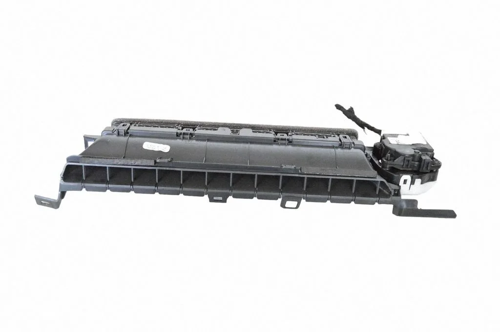 Gaisa aizvara motoriņš/aktuators 111159800B