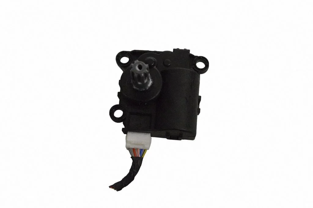 Gaisa aizvara motoriņš/aktuators D332CK8AA04