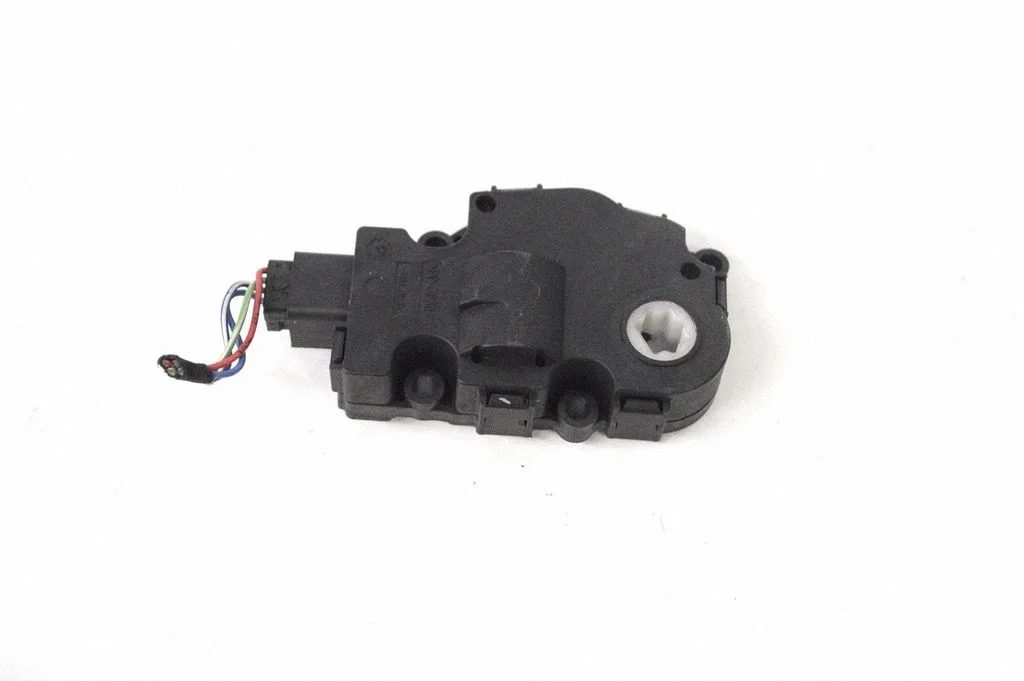 Gaisa aizvara motoriņš/aktuators T1015556H