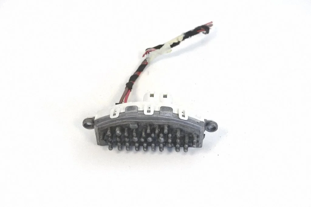 Krāsniņas ventilatora rezistors (reostats) 9276112