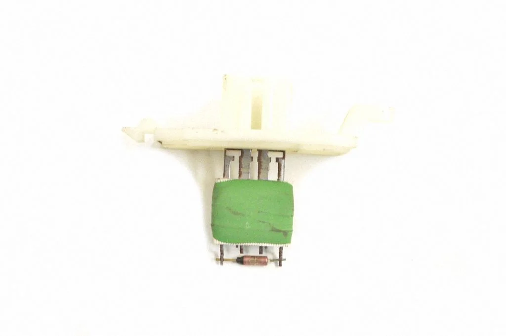 Krāsniņas ventilatora rezistors (reostats) AV1118B647BA
