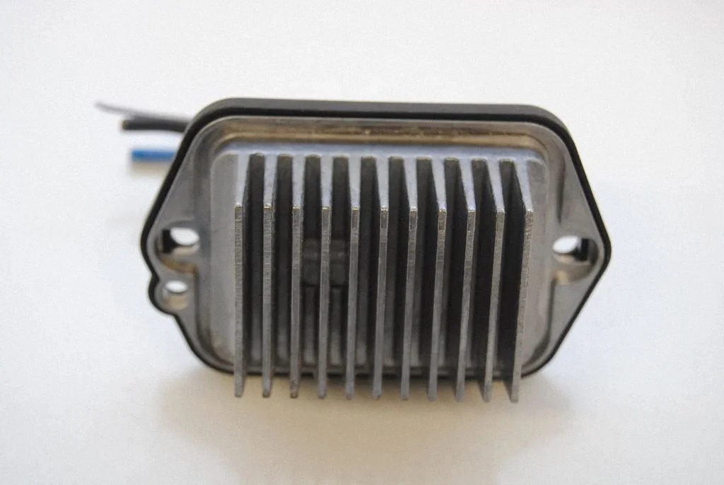 Krāsniņas ventilatora rezistors (reostats) HB180GS1E