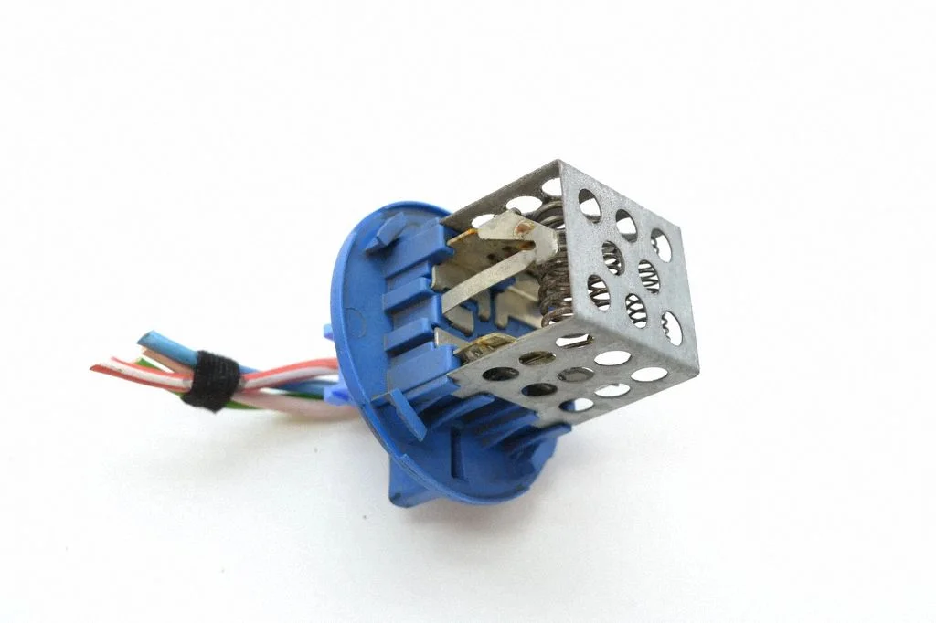 Heater blower motor/fan resistor – Mercedes-Benz Sprinter W906 (2006-2018)