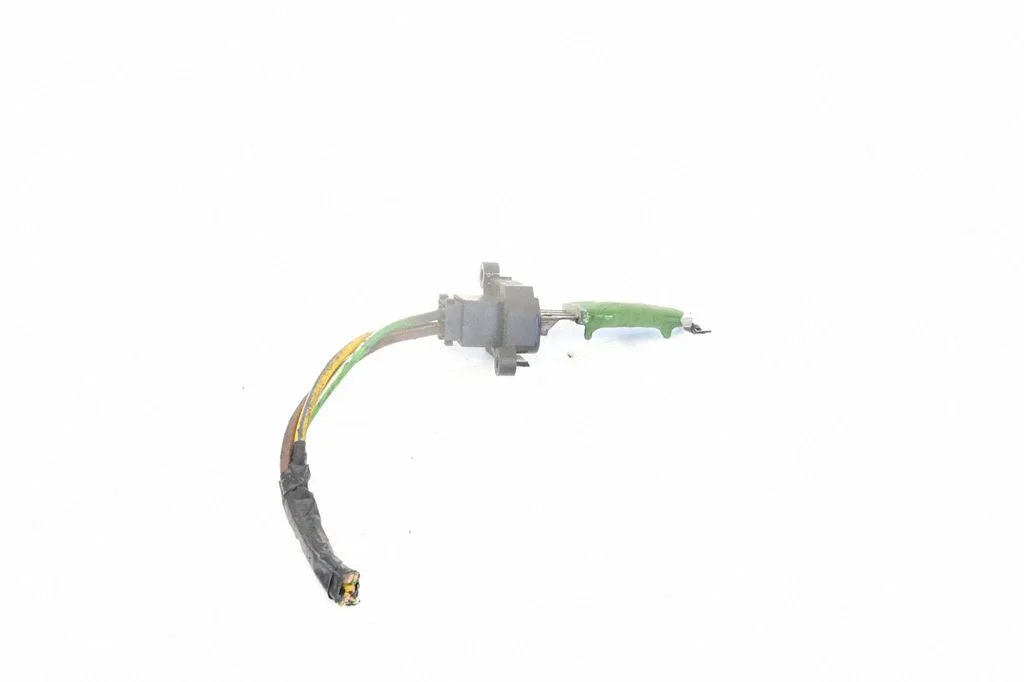 Salongipuhuri takisti – Ford Transit - Tourneo Connect (2009-2013)
