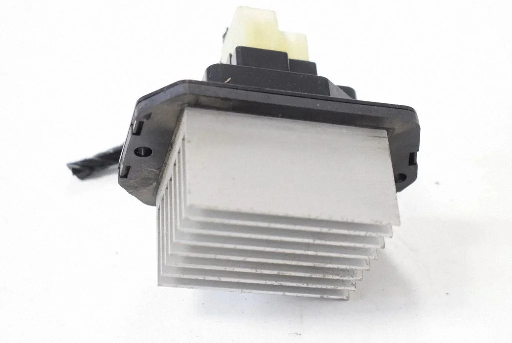 Heater blower motor/fan resistor – Subaru Outback (2009-2014)