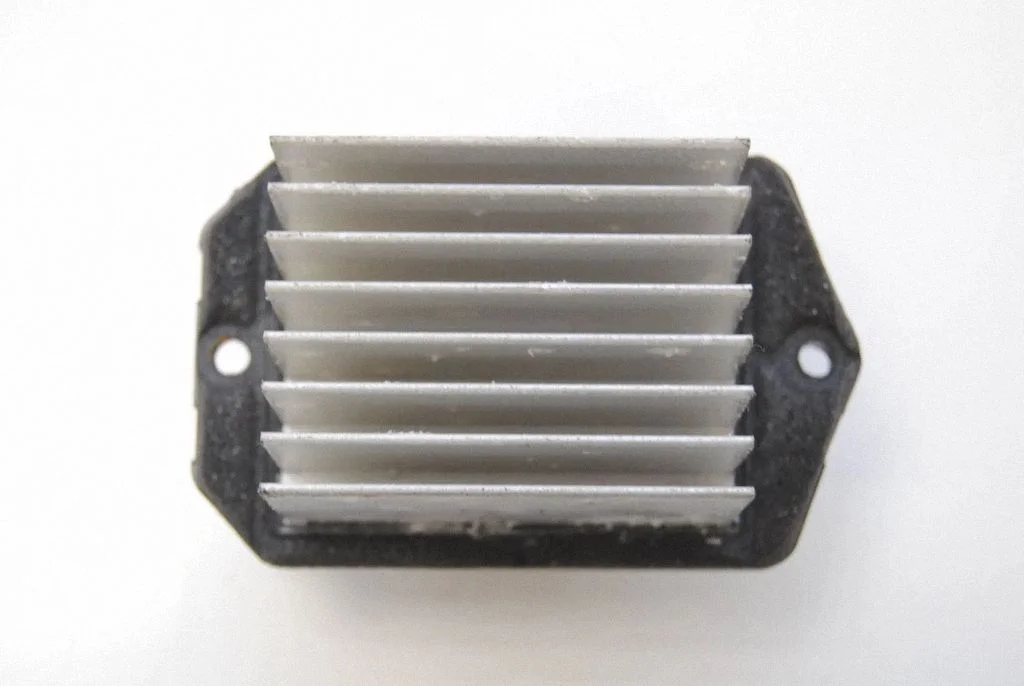 Krāsniņas ventilatora rezistors (reostats) 0778000960
