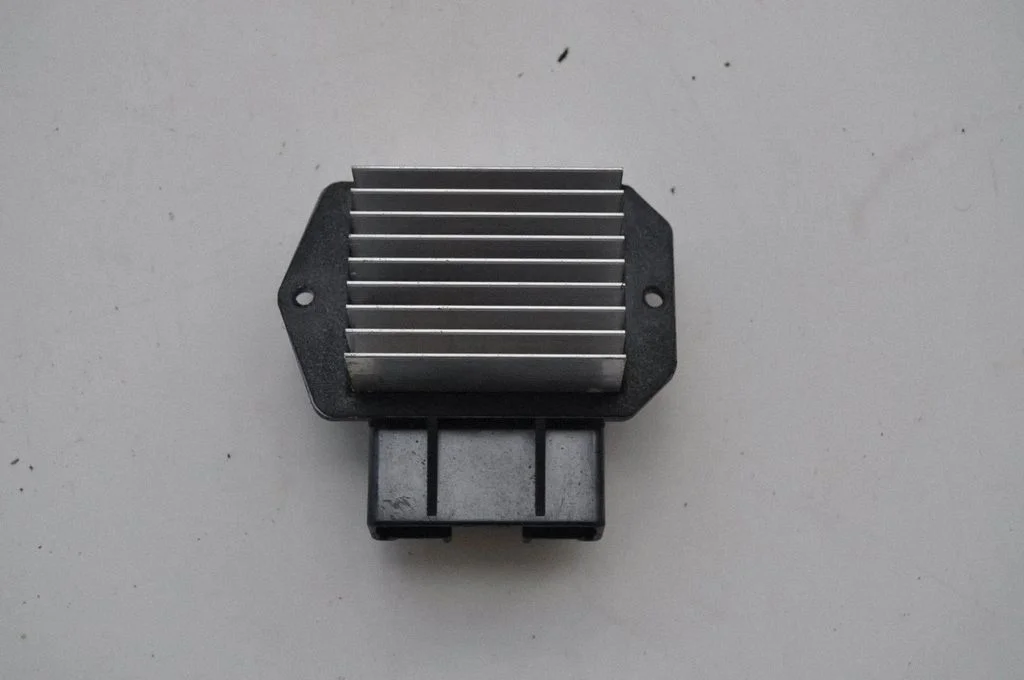 Krāsniņas ventilatora rezistors (reostats) – Lexus RX III (2008-2015)