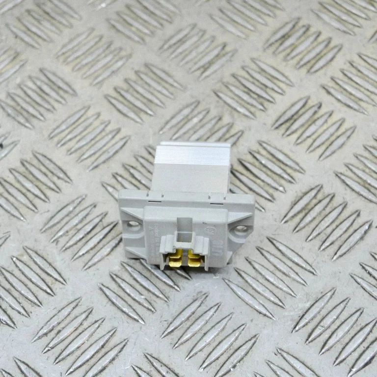 Heater blower motor/fan resistor – Tesla Model S (2012-)
